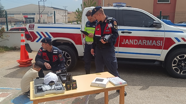 Pazaryeri'nde öğrencilere trafik eğitimi verildi
