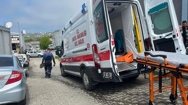 Sinop'ta yük asansörü koptu: 2 yaralı