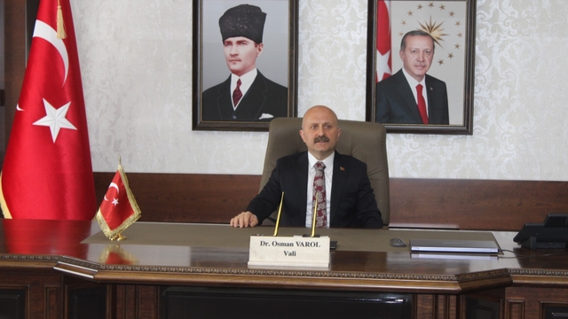 Göreve başlayan Vali Varol'dan anlamlı talep
