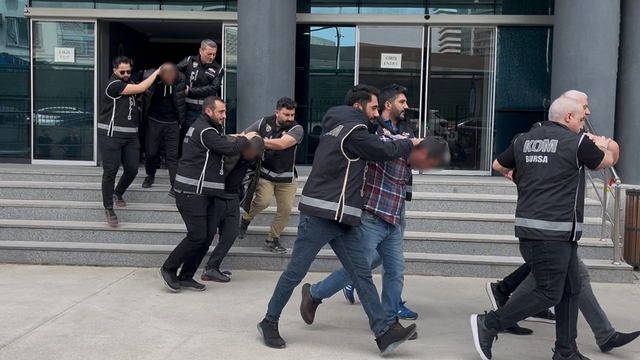 Bursa'da çiftçileri hedef alan tefeci çetesi adliyeye sevk edildi