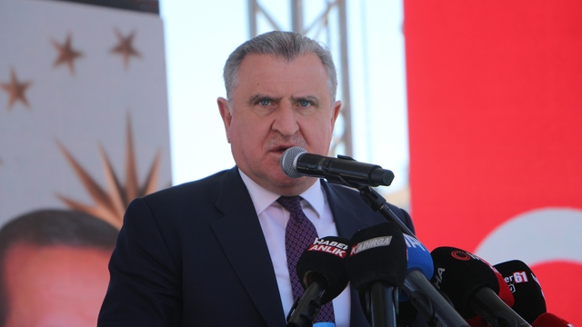 Bakan Bak: "Yüzme Bilmeyen Kalmasın projesi çerçevesinde bu zamana kadar yaklaşık 12 milyon insanımıza yüzme öğrettik"
