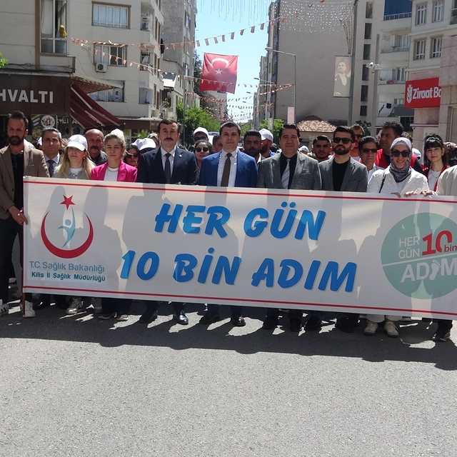Kilis'te "Sağlık İçin Hareket Et Günü" kapsamında yürüyüş düzenlendi