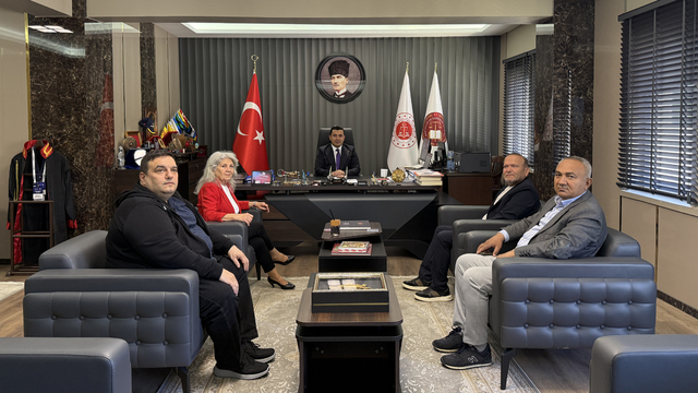 Anamur Gazeteciler Cemiyeti yönetimi Başsavcı Tanju Çatlı'yı ziyaret etti