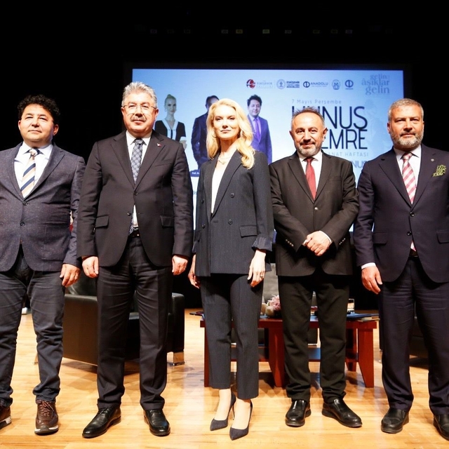 Anadolu Üniversitesinde Yunus Emre'nin evrensel mesajları konuşuldu