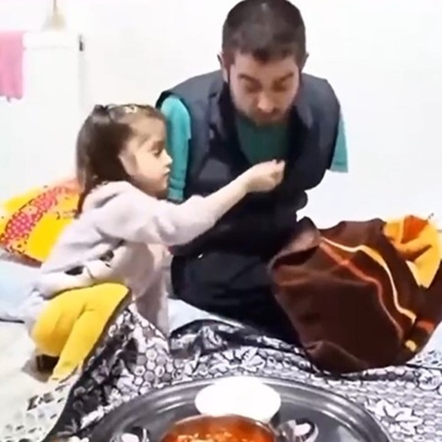 4 uzvunu kaybeden baba protezle yeniden hayata tutunacak
Gaziantep'ten Vira...