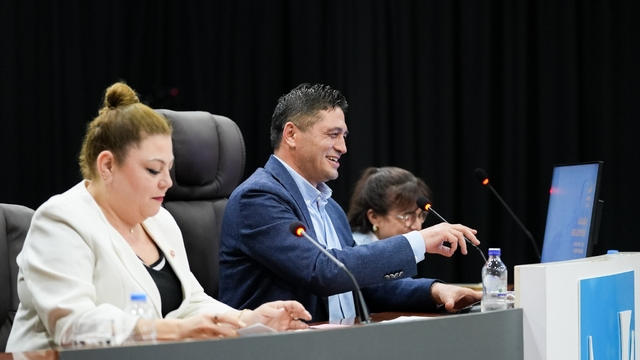 Aliağa Meclisi'nde Mayıs ayı mesaisi: Kesin hesap raporu onaylandı