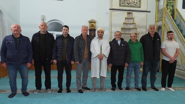 Burhaniye'de Müftü Tüfekçioğlu cami gezilerine başladı