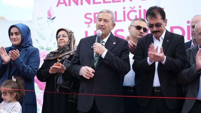 Darende'de "Anneler Günü Şenliği"