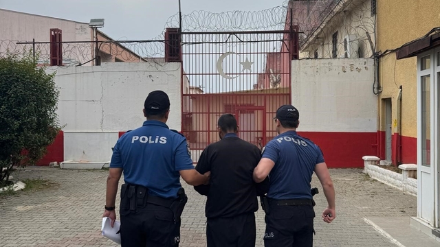 Firari hükümlü Efeler'de yakalandı