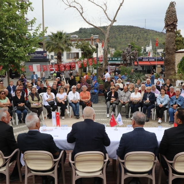 Başkan Ertaş mahalle mahalle vatandaşlarla buluşuyor