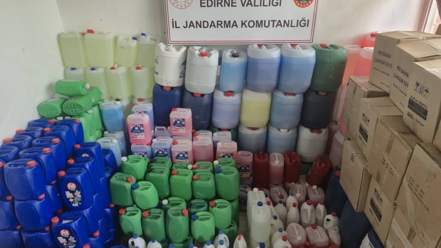 Uzunköprü'de 1 milyon 950 bin TL'lik sahte deterjan ele geçirildi