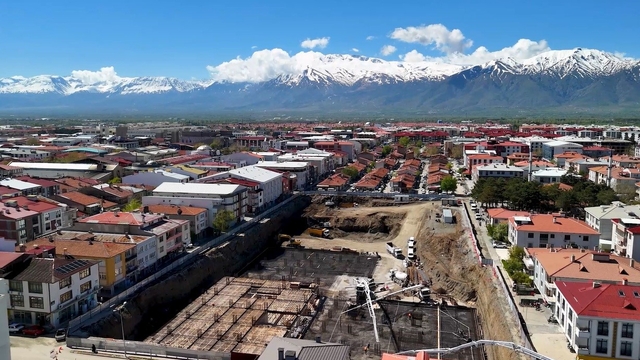 Merkez Çarşısı Dönüşüm Projesi 2027'ye hazırlanıyor