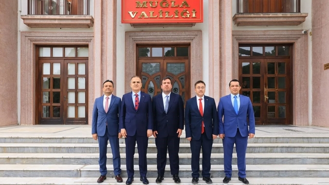 Adalet Bakanlığı heyeti, Vali Akbıyık ile görüştü