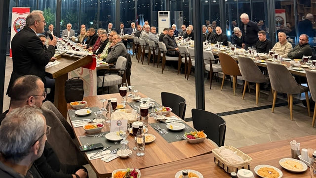 Düzce'de Balkan rüzgarı
Kardeşlik sofrasında buluştular
