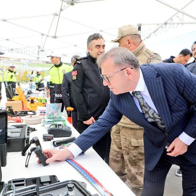 Vali Ziya Polat Trafik Haftası etkinliklerine katıldı