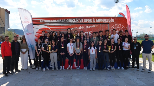 Okul Sporları Bisiklet Yarışları kazananları belli oldu
