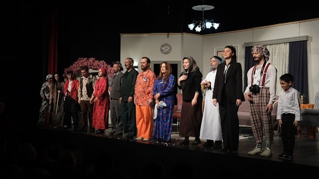 Erzurum Şehir Tiyatrosu "OrganiYasyon - Helvayı Yedik" oyunu ile türkiye turnesine hazırlanıyor