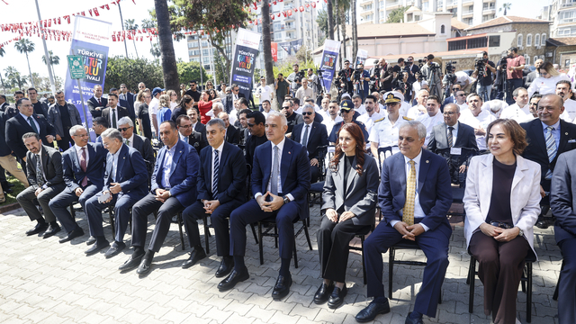 Kültür ve Turizm Bakanı Ersoy, Mersin Kültür Yolu Festivali'nin açılışında konuştu: