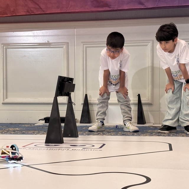 Mersinli öğrenciler robotik yarışmasında Türkiye derecesi yaptı