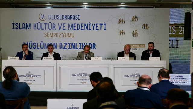 5. Uluslararası İslam Kültür ve Medeniyeti Sempozyumu'nda, Avrupa'daki Müslümanların sorunları ele alındı
