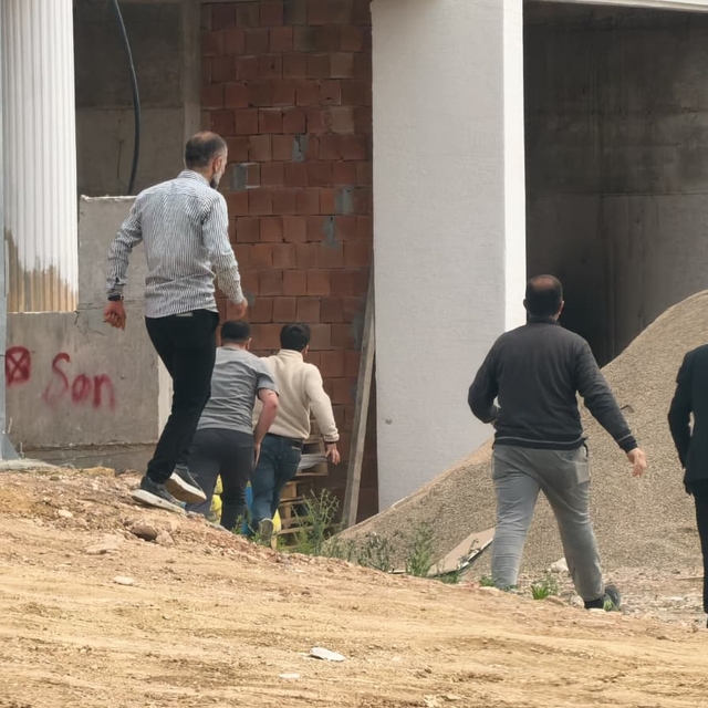İnşaat işçileri arasında sopalı-yumruklu kavga; 5 yaralı