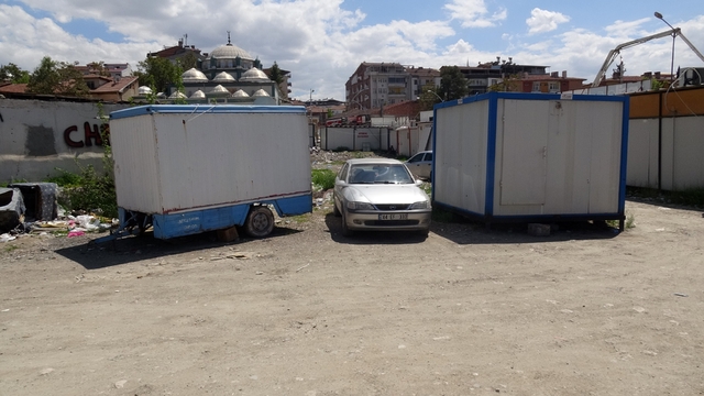 Konteynerden düştü, hastanede hayatını kaybetti