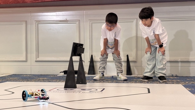 Mersinli öğrenciler robotik yarışmasında Türkiye derecesi yaptı
