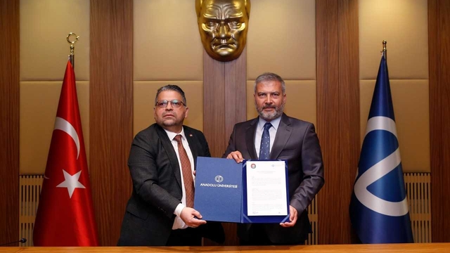 Anadolu Üniversitesi ile Eskişehir Barosu arasında protokol imzalandı