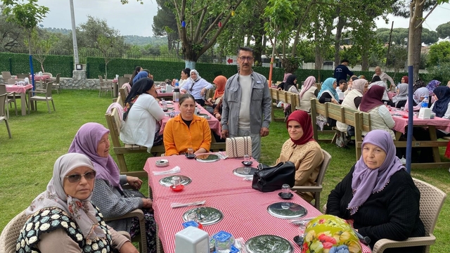 Muhtar Yavuz'dan Anneler Günü'nde anlamlı buluşma
