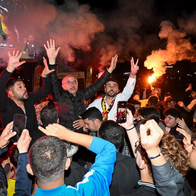 Yeşilyurtspor final yolunda tarih yazdı