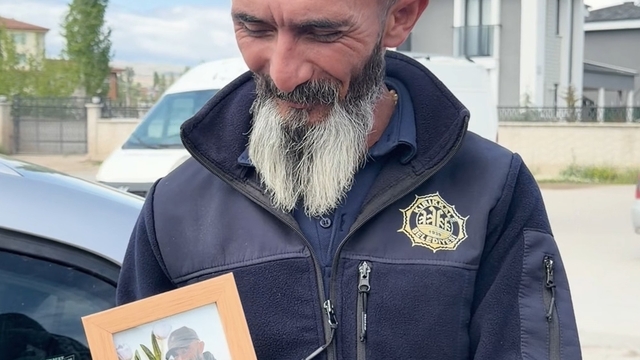 Annesi vefat eden personele duygulandıran hediye