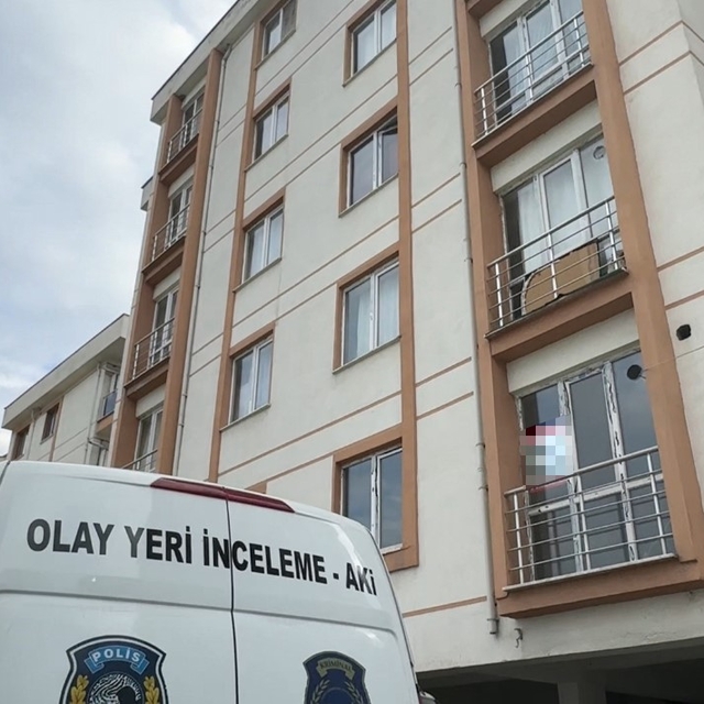 Karabük'te karbonmonoksitten zehirlenen bir kişi evinde ölü bulundu