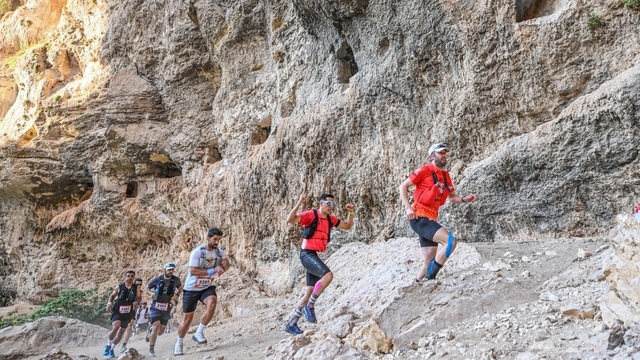Mersin'de Ultra Maraton heyecanı: Sporcular antik kentler arasında yarıştı
Uluslararası Kilikya Ultra Maratonu nefes kesti