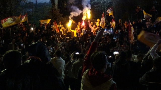 Erzurum'da Galatasaray taraftarının şampiyonluk coşkusu