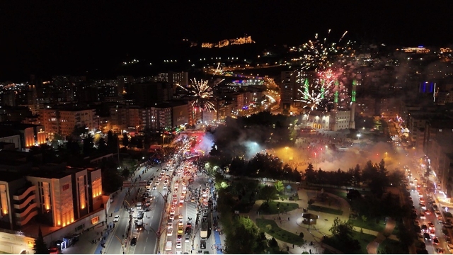 Mardin'de çifte şampiyonluk coşkusu