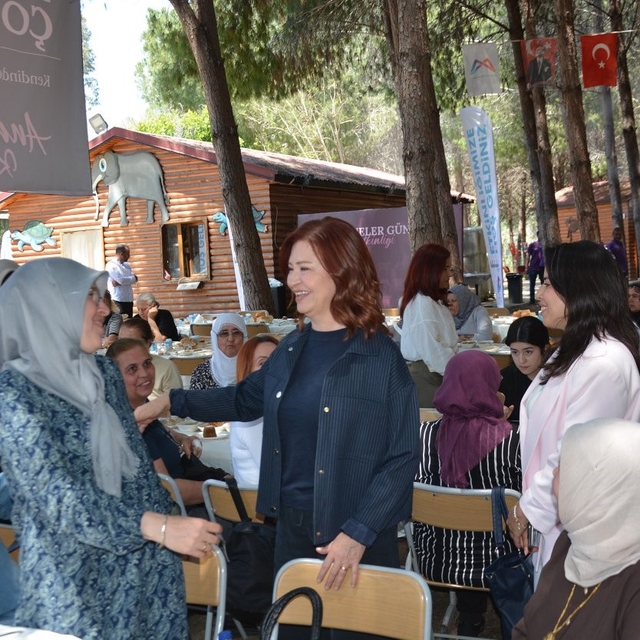 Mersin'de şehit annelerine özel program