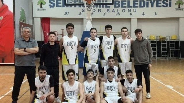 Gaziantep Kolej Vakfı Şampiyonluğa doymuyor