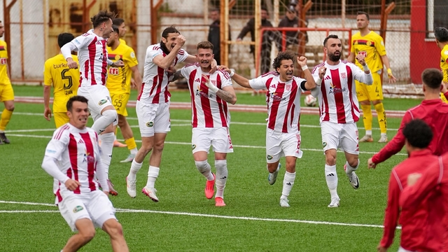 Ayvalıkgücü'nde şampiyonluk için kampanya