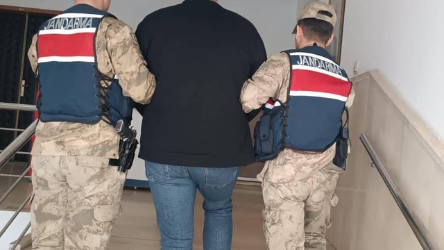 Dolandırıcılıktan aranan şahıs yakalandı