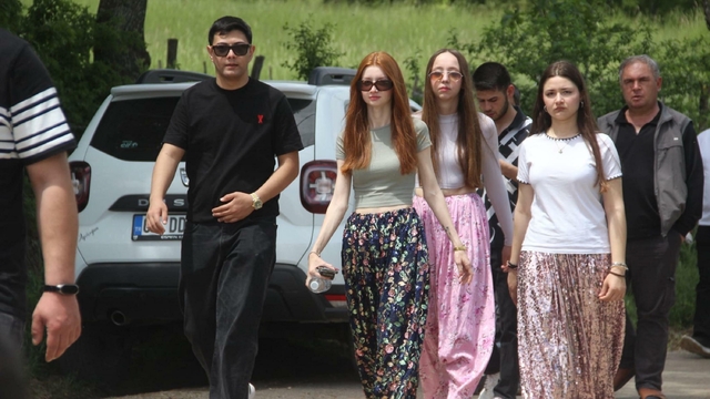 Çanakkale'de 'Aşıklar Sokağı' gençlerle doldu