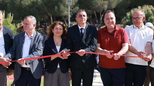 Şehzadeler'de 100. Yıl günübirlik kullanım alanı hizmete açıldı