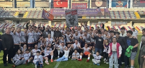 Karabük 1.Amatör Lig'de şampiyon Safranboluspor