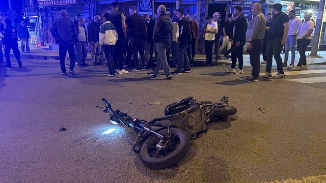 Muratlı'da otomobil motosikletle çarpıştı: 1 yaralı