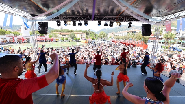 Marmaris Latin Fest turizme canlılık kattı