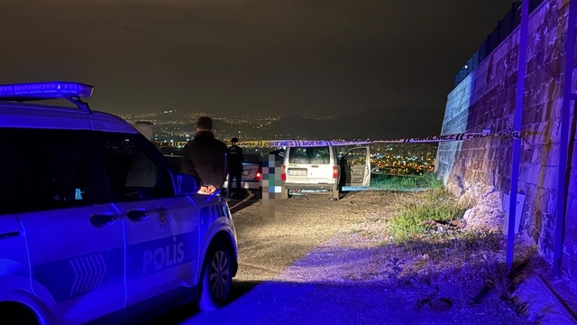 Arkadaşına mesaj attıktan sonra tepelik alanda tüfekle intihar etti