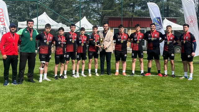 Samsunlu sporcular U18 Ragbi Türkiye Şampiyonu oldu