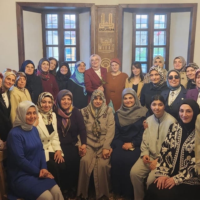 Hüma Hatun Dost Meclisi'nde şehit ve gazi anneleri ağırlandı