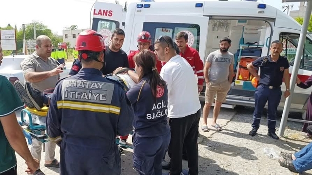Dörtyol'da trafik kazası: 2 yaralı