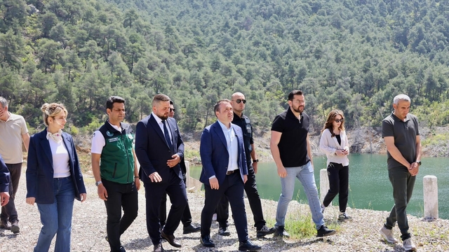 Vali Sözer Soğucakpınar Barajı'nda incelemelerde bulundu