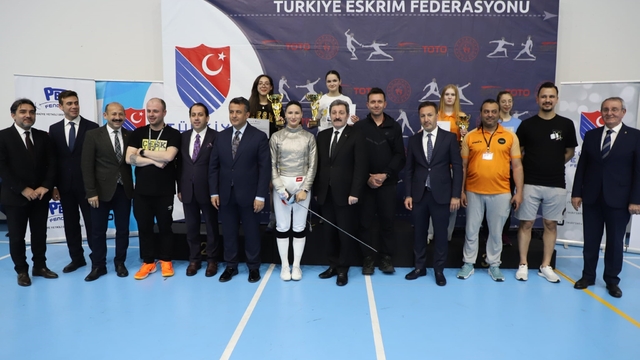 Samsun'da gençlik ve spor yatırımlarına 1,5 milyar liralık destek